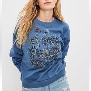 American Eagle Skull Floral Halloween Sweatshirt‎